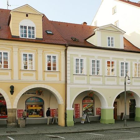 Penzion U Chodskeho Hradu Domažlice Esterno foto