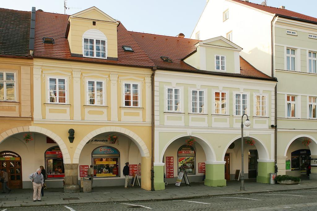 Penzion U Chodskeho Hradu Domažlice Esterno foto